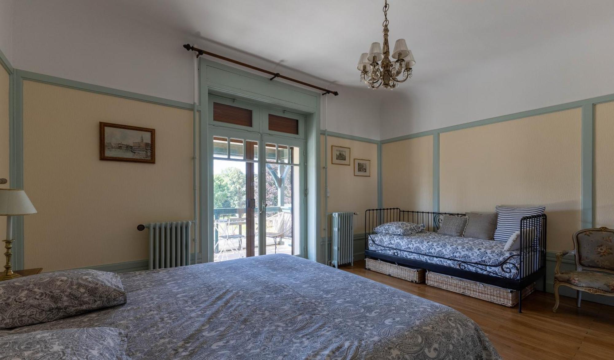 Ma Tranquillite Hotell Courpiere Eksteriør bilde