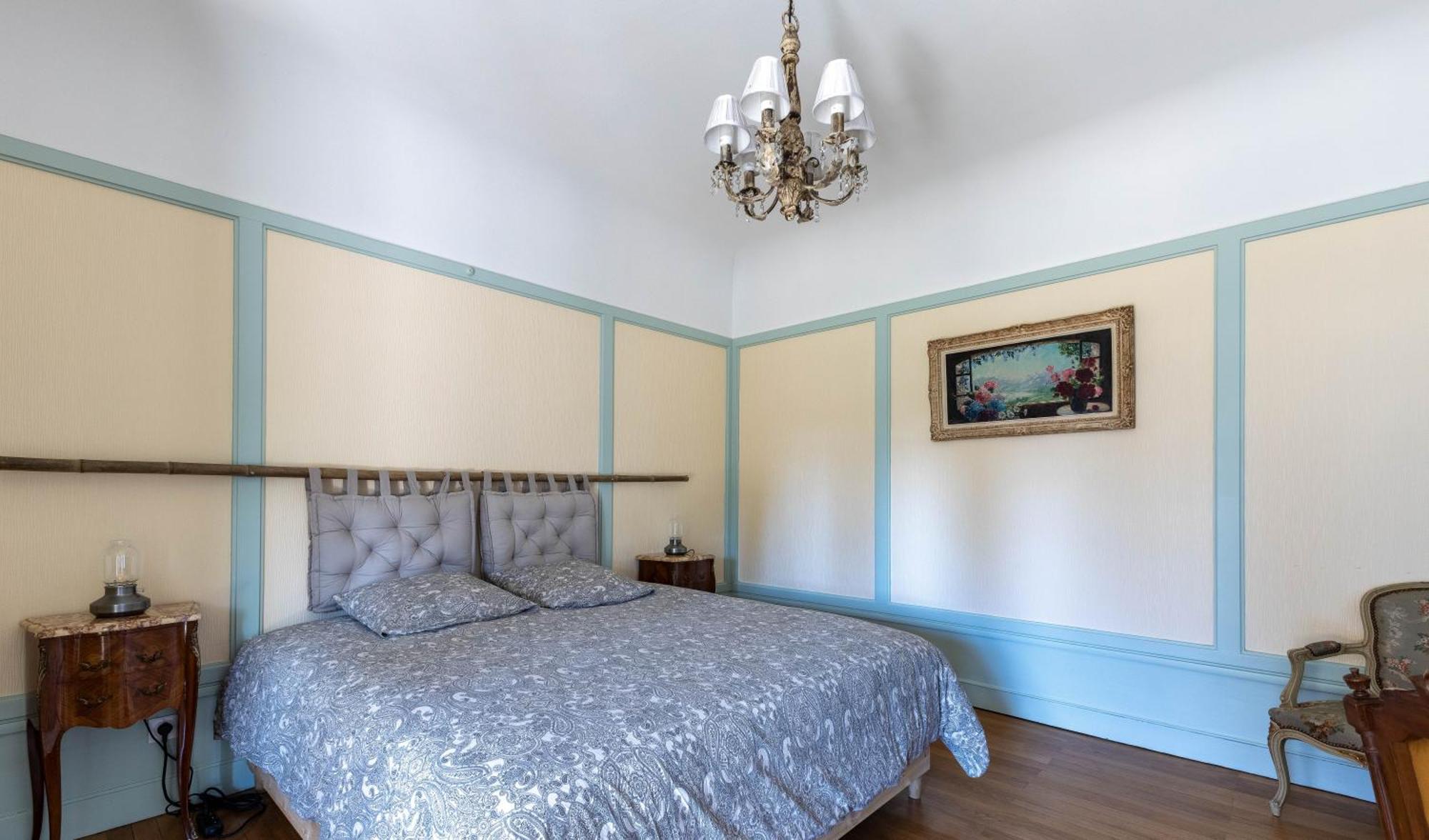 Ma Tranquillite Hotell Courpiere Eksteriør bilde